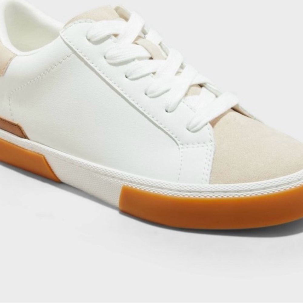 A New Day Madison sneaker. Size 5. Worn once. No longer has tags.